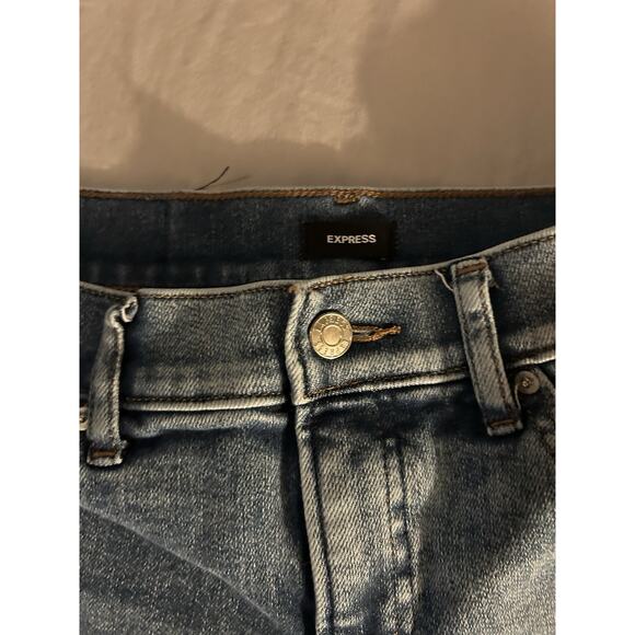 Express Women’s 70s Flare Jeans Size S2 Mid Rise Light Wash - Picture 3 of 7